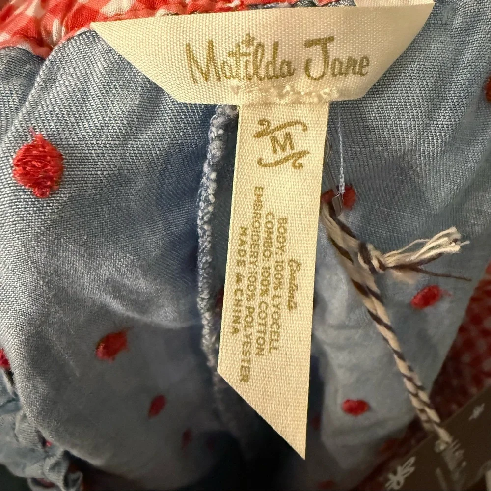 💙 Matilda Jane Cameron Chambray Dobby Shorts with red polka dots and red tassels - Picture 7 of 9